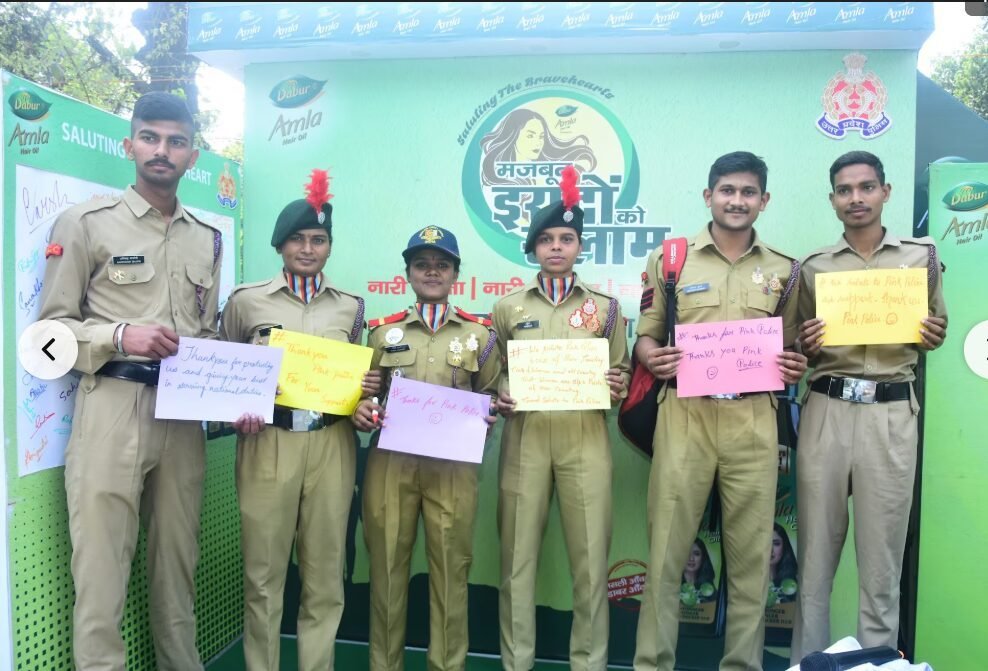 Dabur Amla Pink Police tribute activation with women police officers